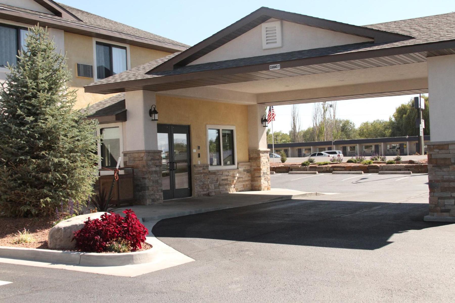 Motel Super 8 By Wyndham Montrose Exterior foto